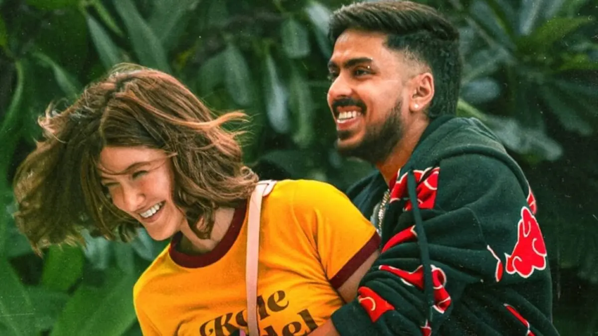 Tu Yaa Main Review: Adarsh Gourav and Shanaya Kapoor Face a Deadly Crocodile in This Survival Drama