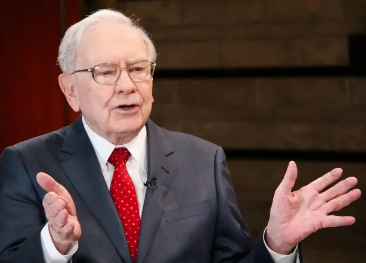 Warren Buffett’s 90/10 Rule Backs S&P 500 for Long-Term Gains