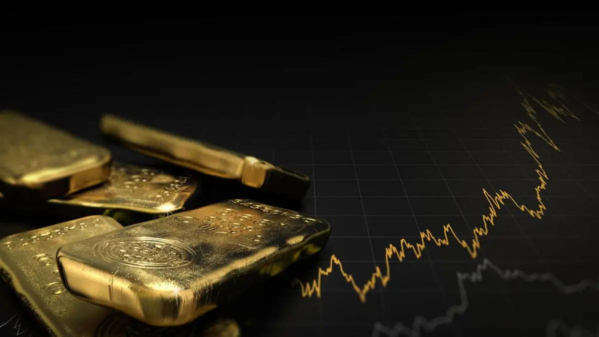 Gold Falls Below $4,730 as Failed U.S.-Iran Talks Boost Inflation Fears