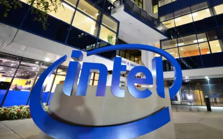 Intel Revenue Jumps 7% to $13.6B on AI Demand, Beats Estimates